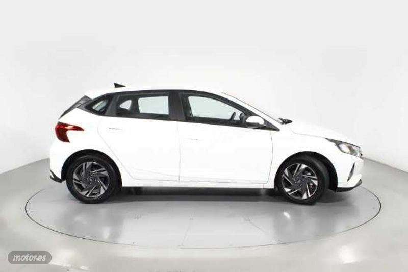 Hyundai i20 - foto 16