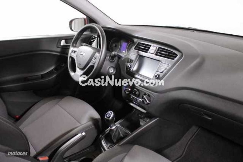 Hyundai i20 - foto 3