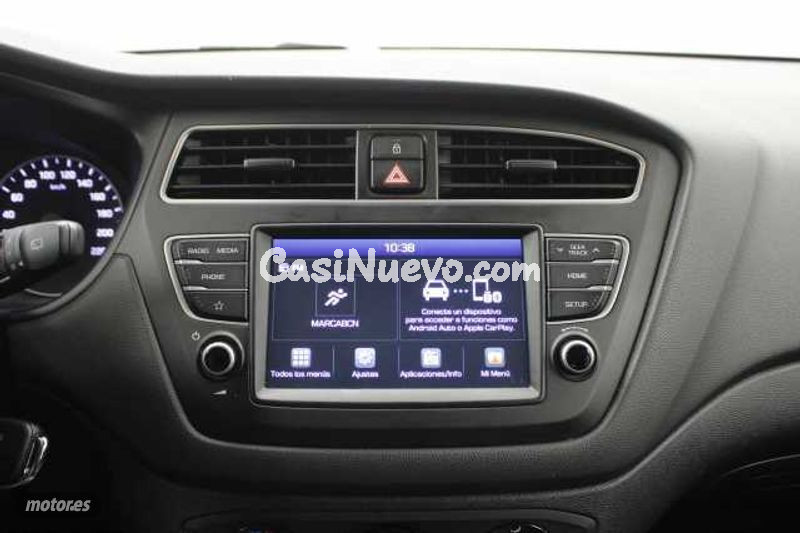 Hyundai i20 - foto 10