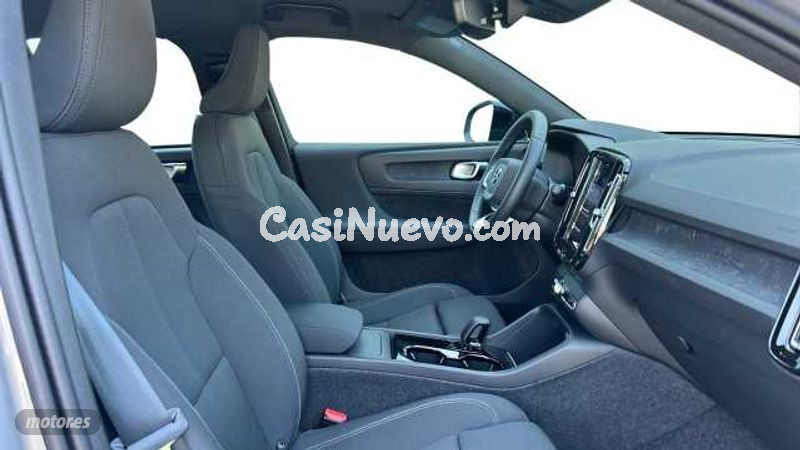 Volvo XC40 - foto 9