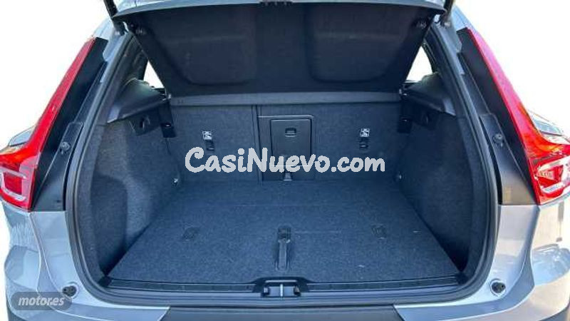 Volvo XC40 - foto 12