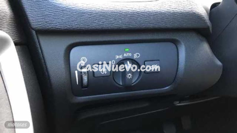 Volvo V 40 - foto 17