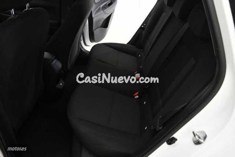 Hyundai i20 - foto 8