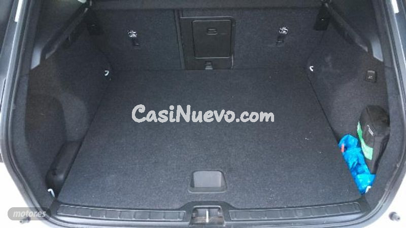 Volvo XC40 - foto 11