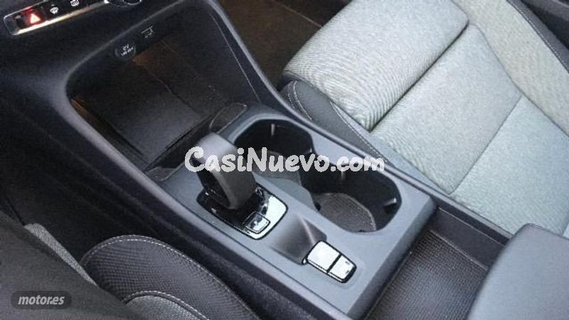 Volvo XC40 - foto 16