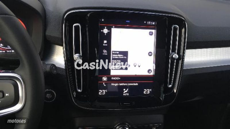 Volvo XC40 - foto 18
