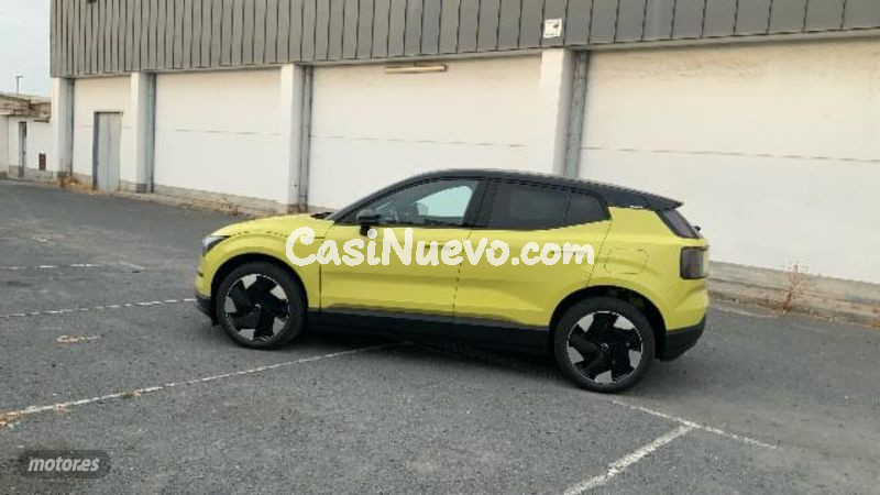 Volvo EX30 - foto 18