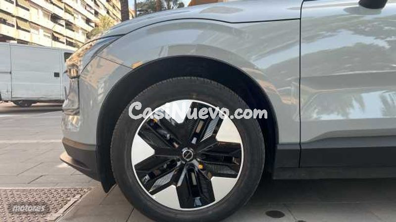 Volvo EX30 - foto 11