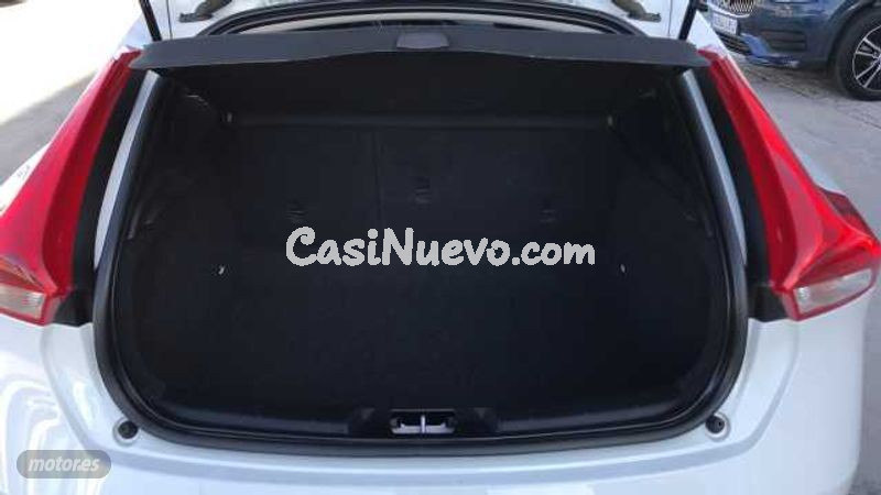 Volvo V 40 - foto 10