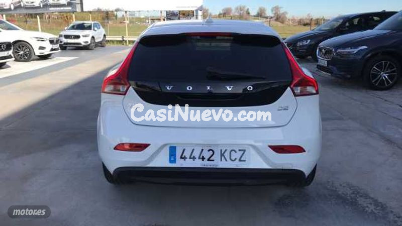 Volvo V 40 - foto 20