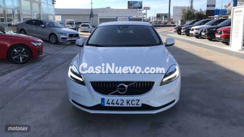 Volvo V 40 - foto 21