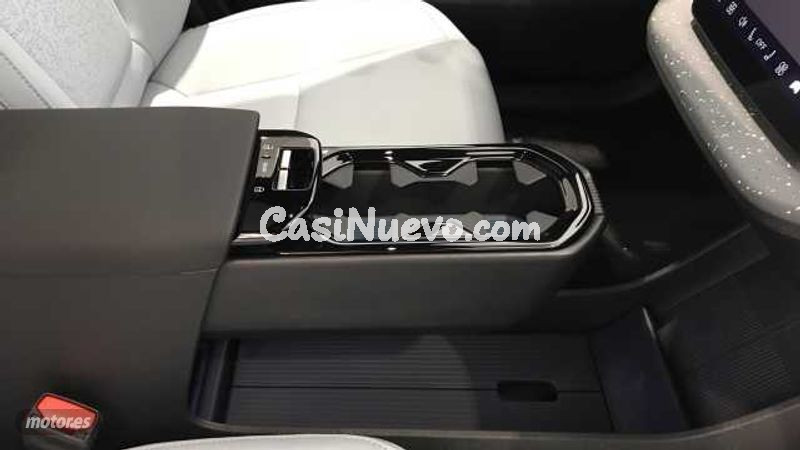 Volvo EX30 - foto 25