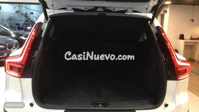 Volvo XC40 - foto 12