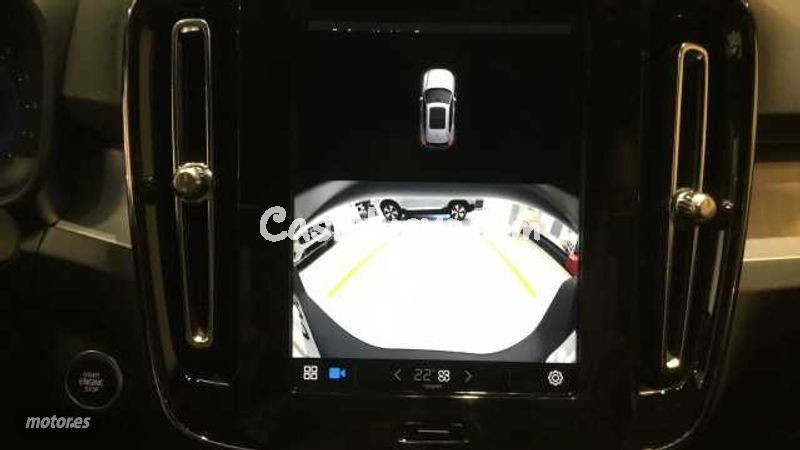 Volvo XC40 - foto 19