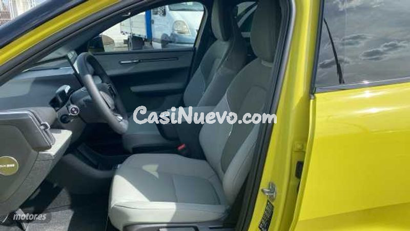 Volvo EX30 - foto 11