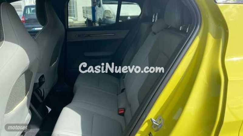 Volvo EX30 - foto 12