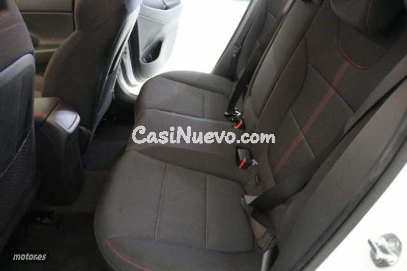 Hyundai i30 - foto 8