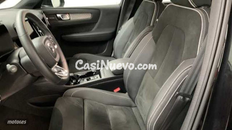 Volvo XC40 - foto 10