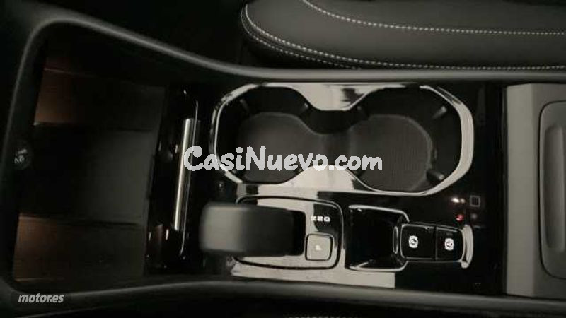 Volvo XC40 - foto 17