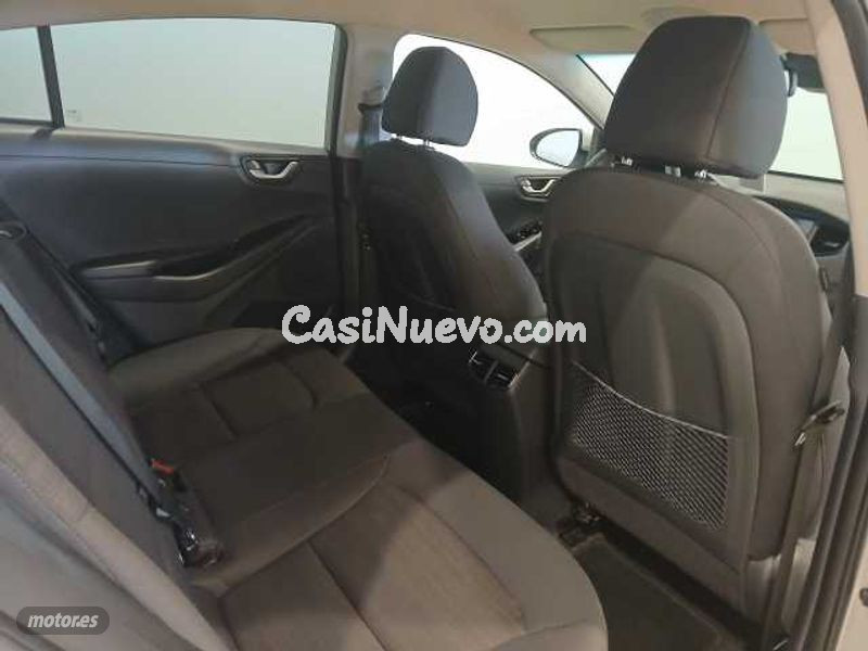 Hyundai Ioniq - foto 8