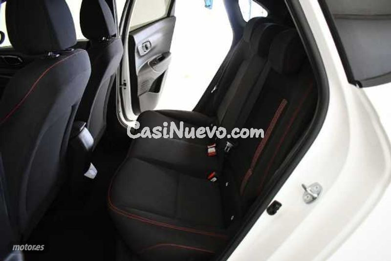 Hyundai i20 - foto 8