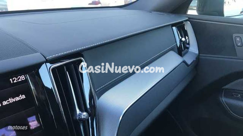 Volvo XC 60 - foto 18