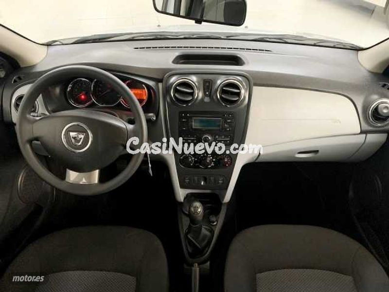 Dacia Logan - foto 2