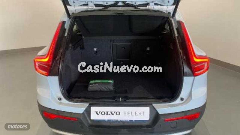 Volvo XC40 - foto 12