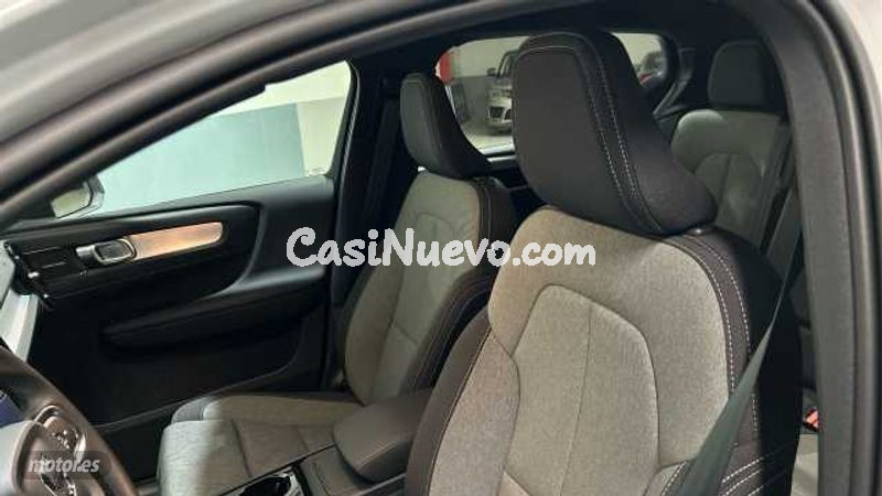 Volvo XC40 - foto 9