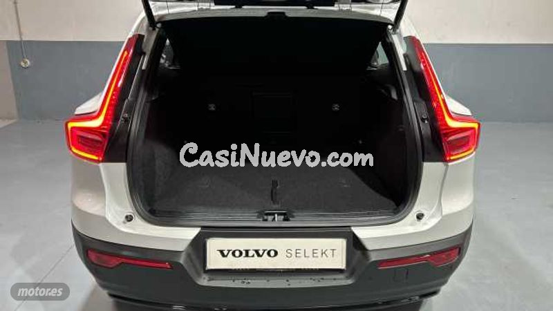 Volvo XC40 - foto 11