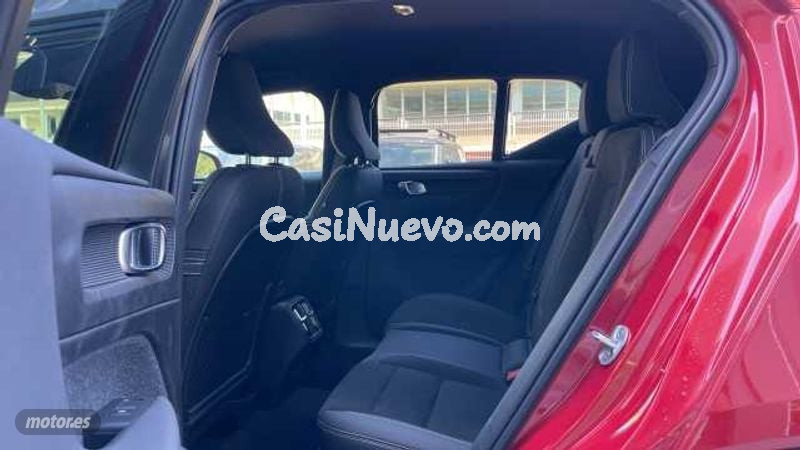 Volvo XC40 - foto 10