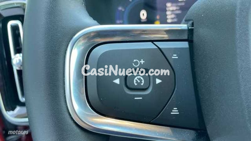 Volvo XC40 - foto 17