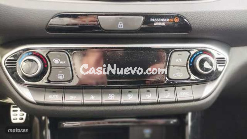 Hyundai i30 - foto 12