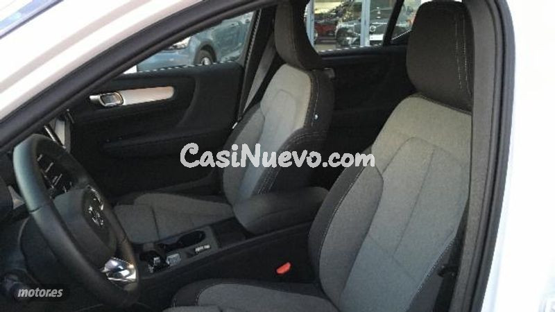 Volvo XC40 - foto 6