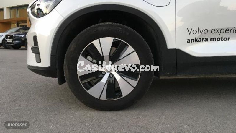 Volvo XC40 - foto 12