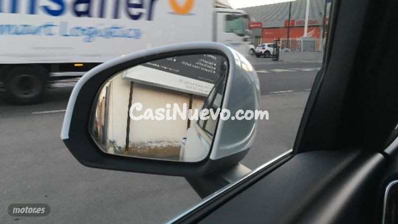 Volvo XC40 - foto 16