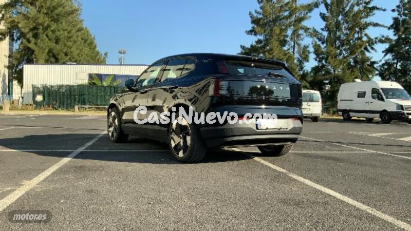 Volvo EX30 - foto 2
