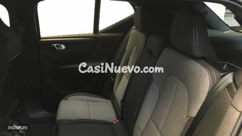 Volvo XC40 - foto 7