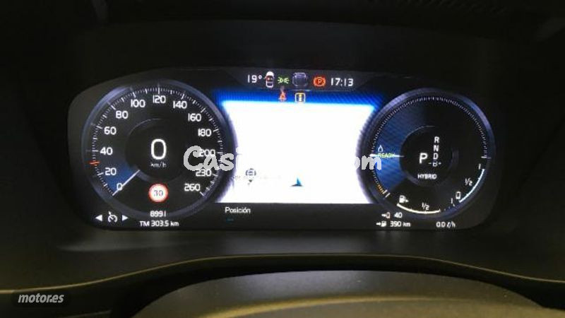 Volvo XC40 - foto 10