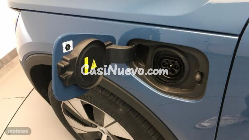 Volvo XC40 - foto 17