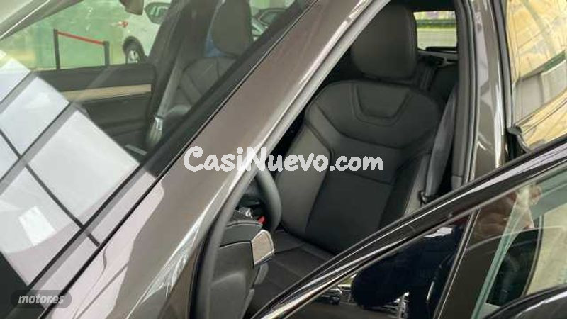 Volvo EX90 - foto 10