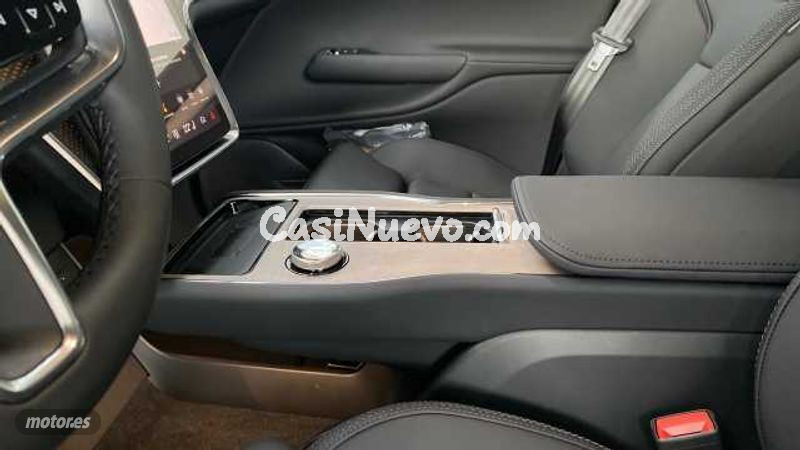 Volvo EX90 - foto 17