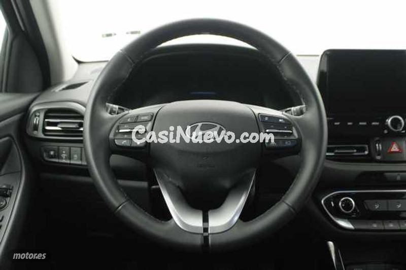 Hyundai i30 - foto 11