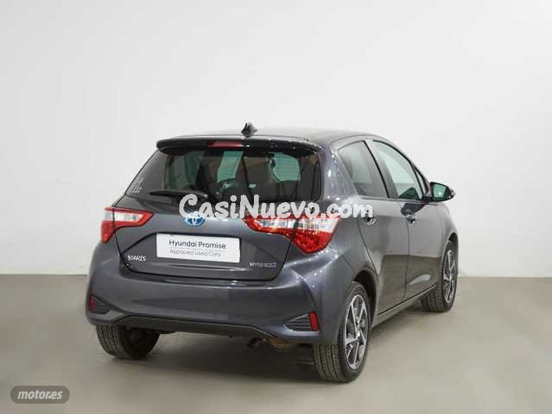 Toyota Yaris - foto 2