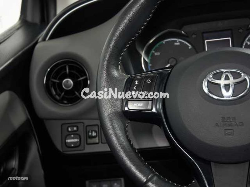 Toyota Yaris - foto 15