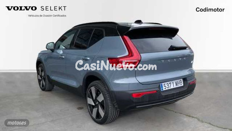 Volvo XC40 - foto 2