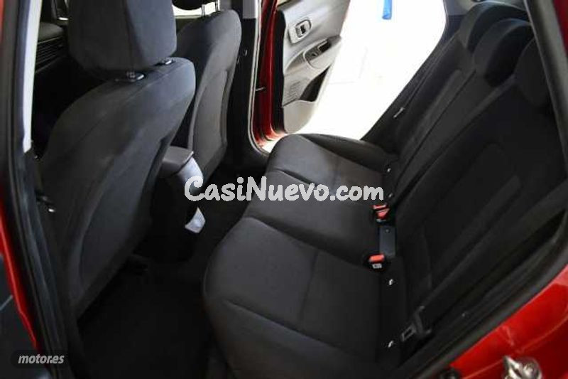 Hyundai i20 - foto 8