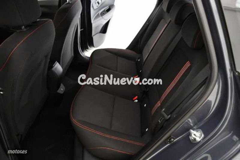 Hyundai i20 - foto 8