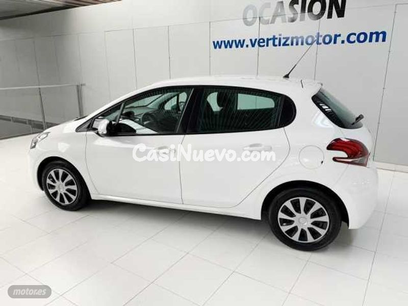 Peugeot 208 - foto 5