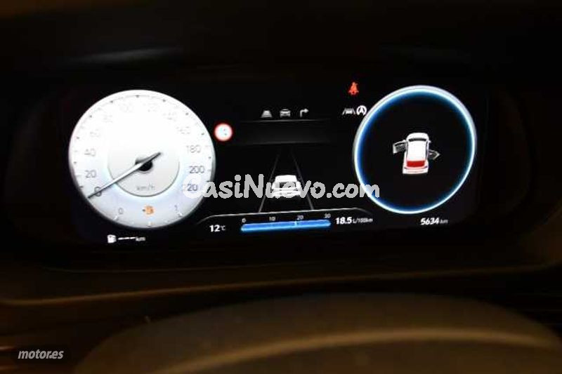 Hyundai i20 - foto 12